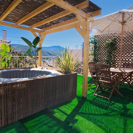 Flowers In The City - Elegant Home In Argostoli מראה חיצוני תמונה