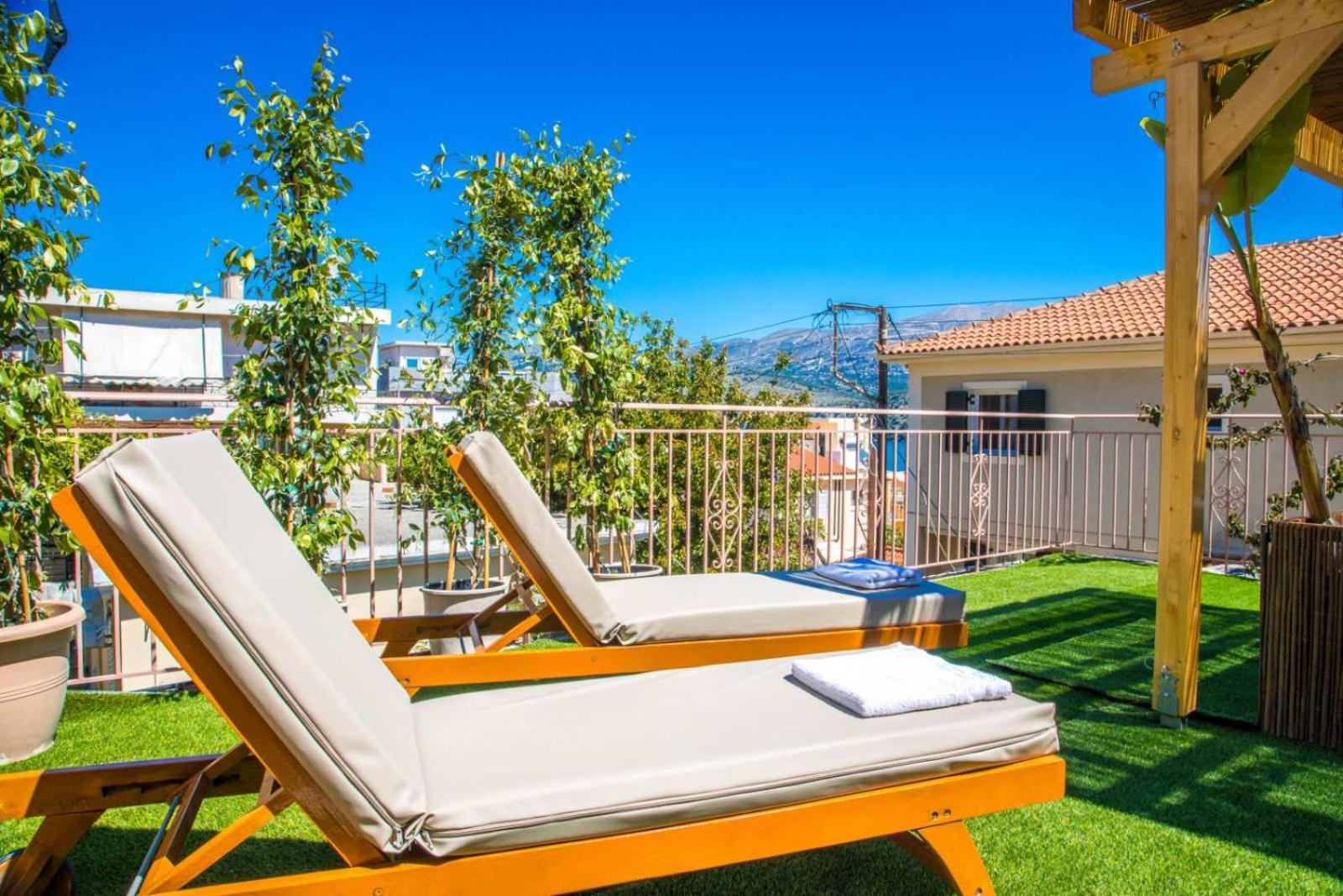 Flowers In The City - Elegant Home In Argostoli מראה חיצוני תמונה